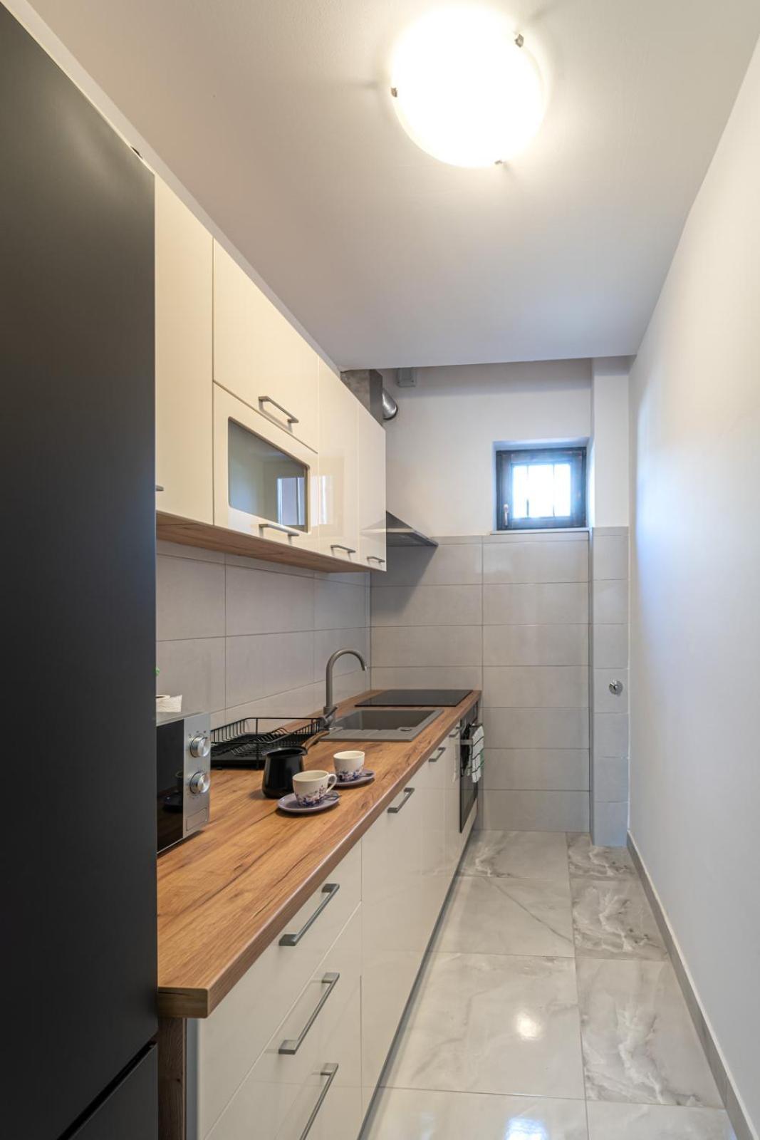 קארלובץ Apartman Jabuka מראה חיצוני תמונה